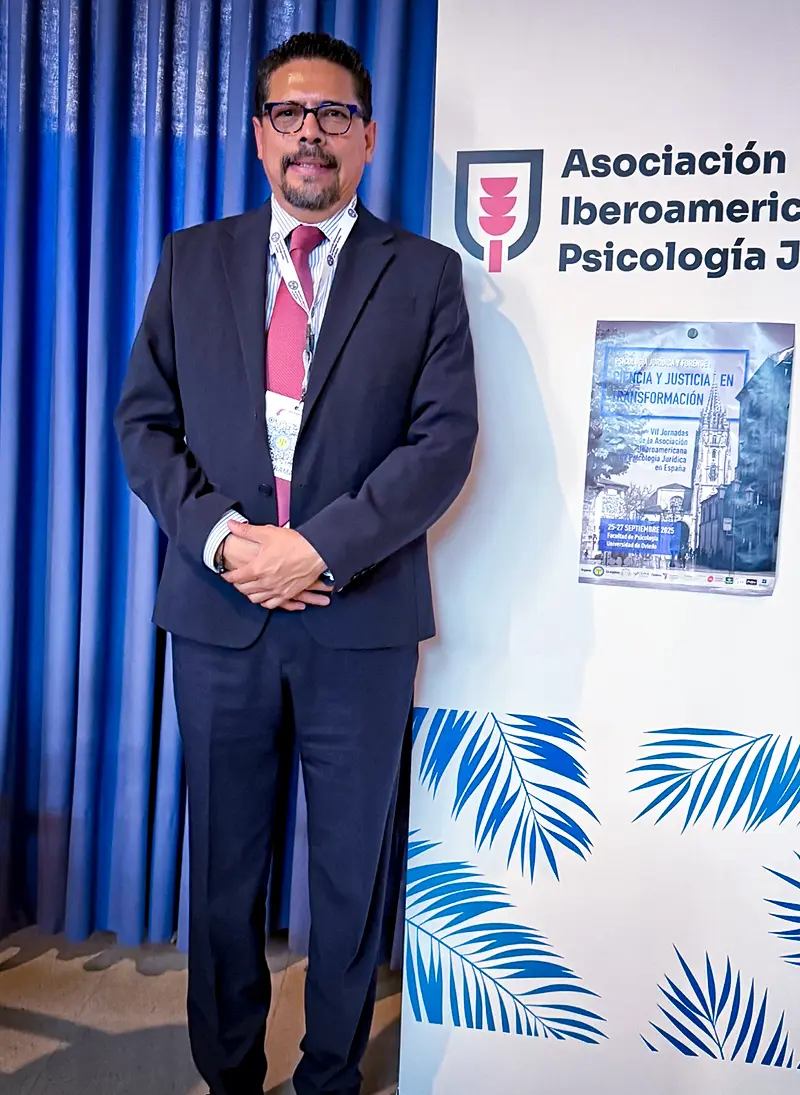 Dr. Mario Herrera Carrasco